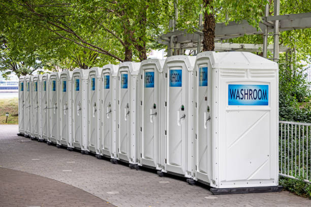 Best Affordable portable toilet rental  in Wellsville, KS