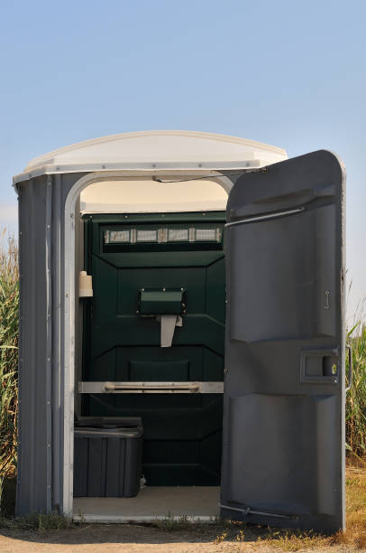Portable Toilet Options We Offer in Wellsville, KS